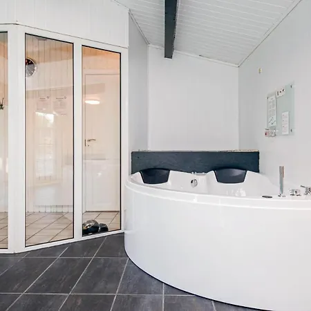 Semesterbostad Holiday Jaegerskoven I Hadsund